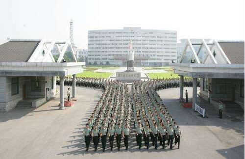 中國(guó)十大軍校排行榜 十大軍校排名和附錄取分?jǐn)?shù)線是多少