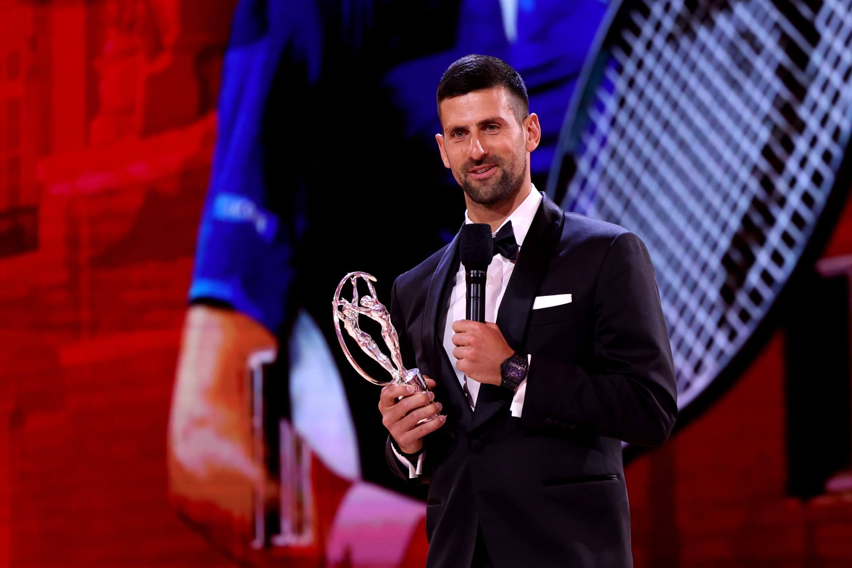 HUBLOT宇舶表品牌大使諾瓦克·德約科維奇（Novak Djokovic）榮膺2024年勞倫斯 年度最佳男運(yùn)動員獎