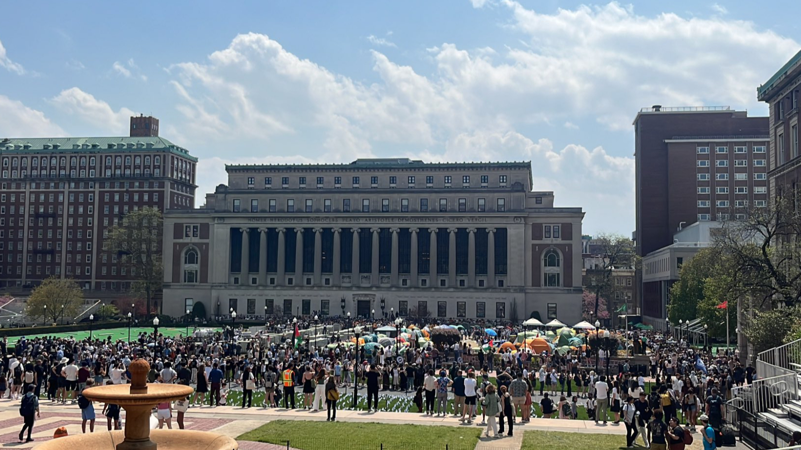 全美高校抗議近半月、近千人被逮捕，美國大學(xué)生們在反對什么