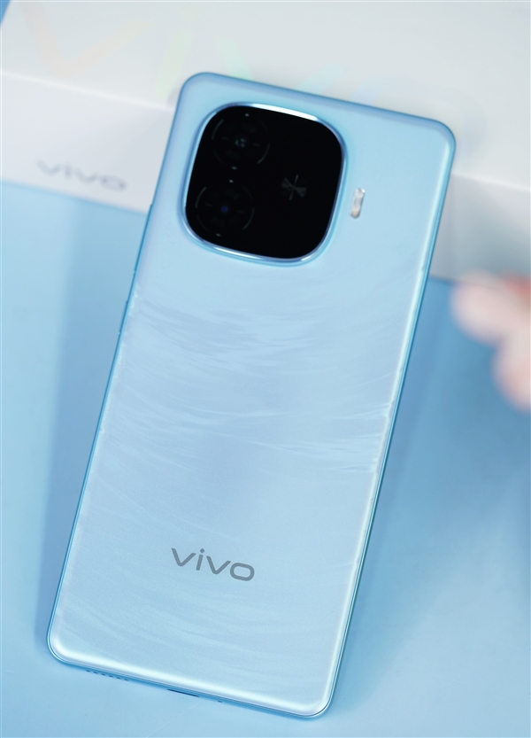 6000mAh超大電池！vivo Y200 GT圖賞