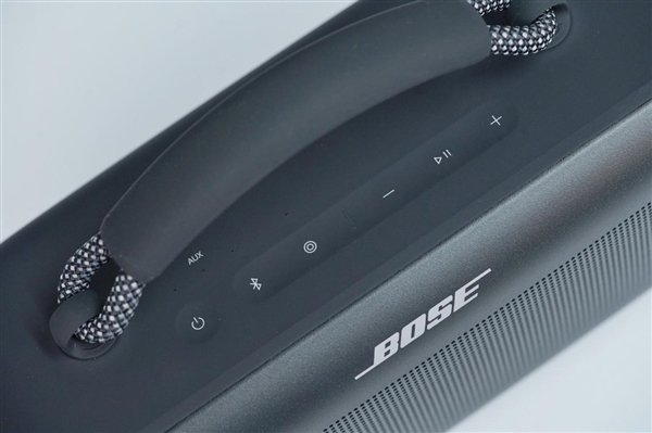 一次充電暢聽20小時(shí)！Bose SoundLink Max手提音箱圖賞